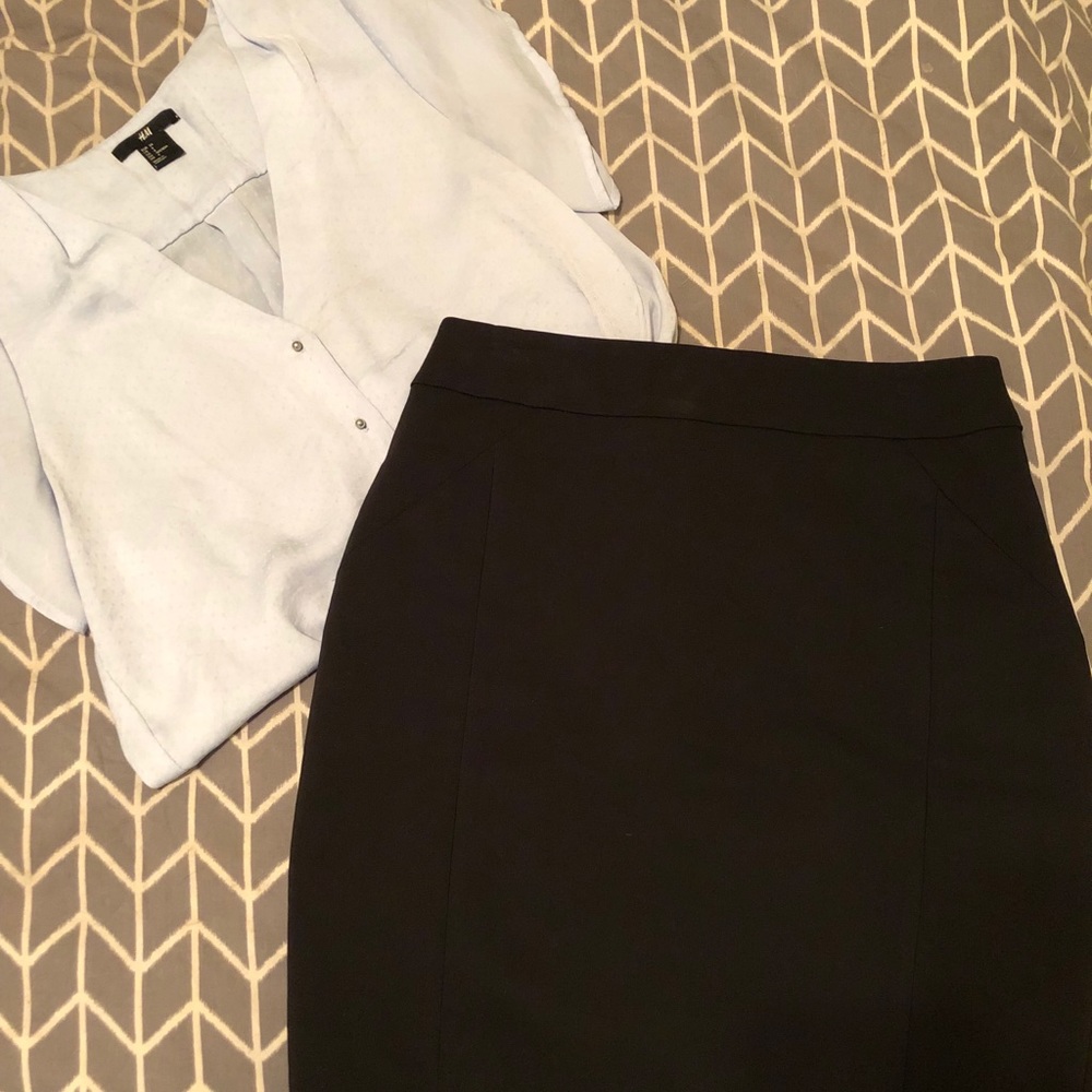 H&M Black career skirt